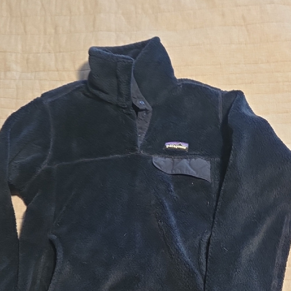 Patagonia Navy Fleece Pullover